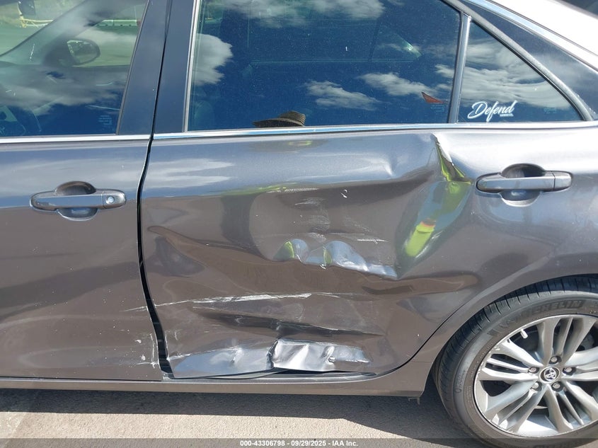 2015 TOYOTA CAMRY SE - 4T1BF1FK4FU068532