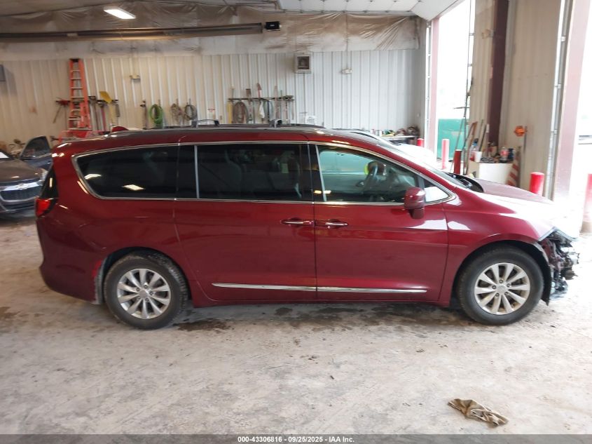 2018 Chrysler Pacifica Touring L VIN: 2C4RC1BG6JR258769 Lot: 43306816