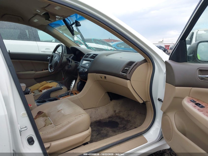 JHMCN36445C009458 2005 HONDA ACCORD photo no. 5