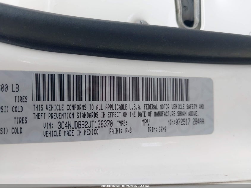 2018 Jeep Compass Latitude 4X4 VIN: 3C4NJDBB2JT136370 Lot: 43306853