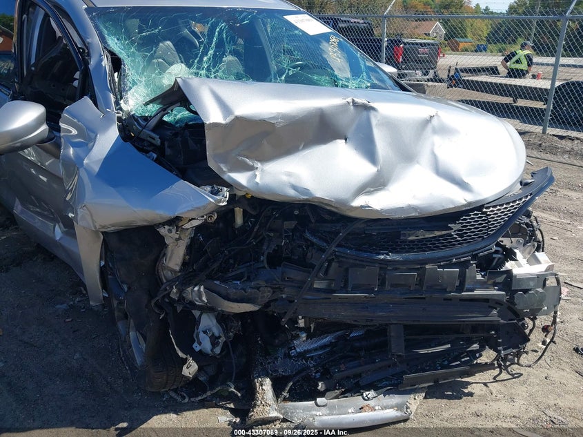 2018 Chrysler Pacifica Touring L Plus VIN: 2C4RC1EG8JR261412 Lot: 43307089