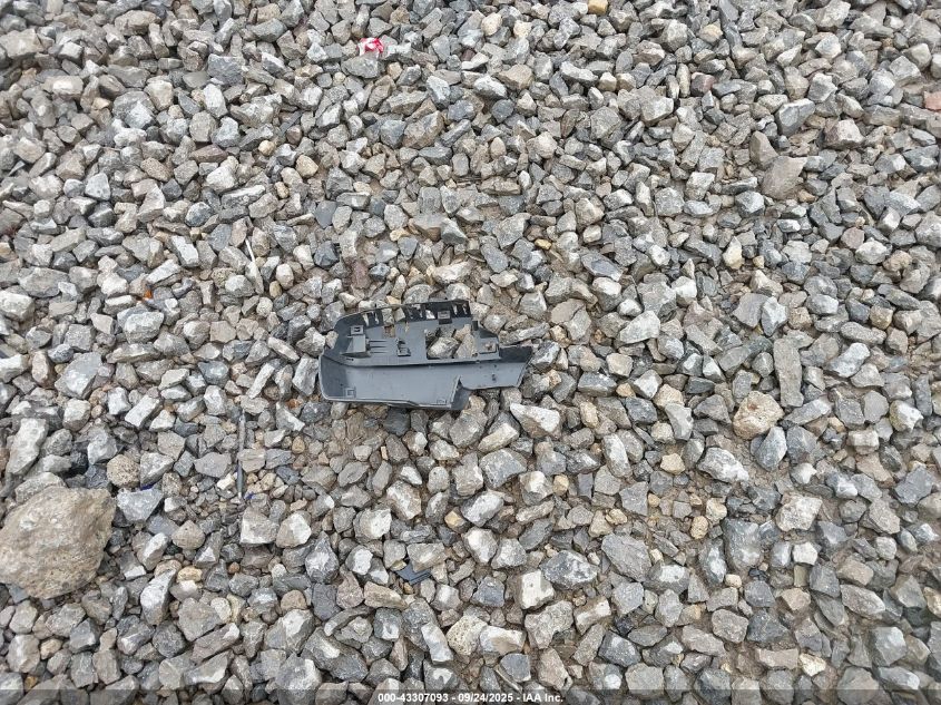 2015 Chevrolet Silverado 1500 1Lt VIN: 1GCVKREH3FZ166827 Lot: 43307093