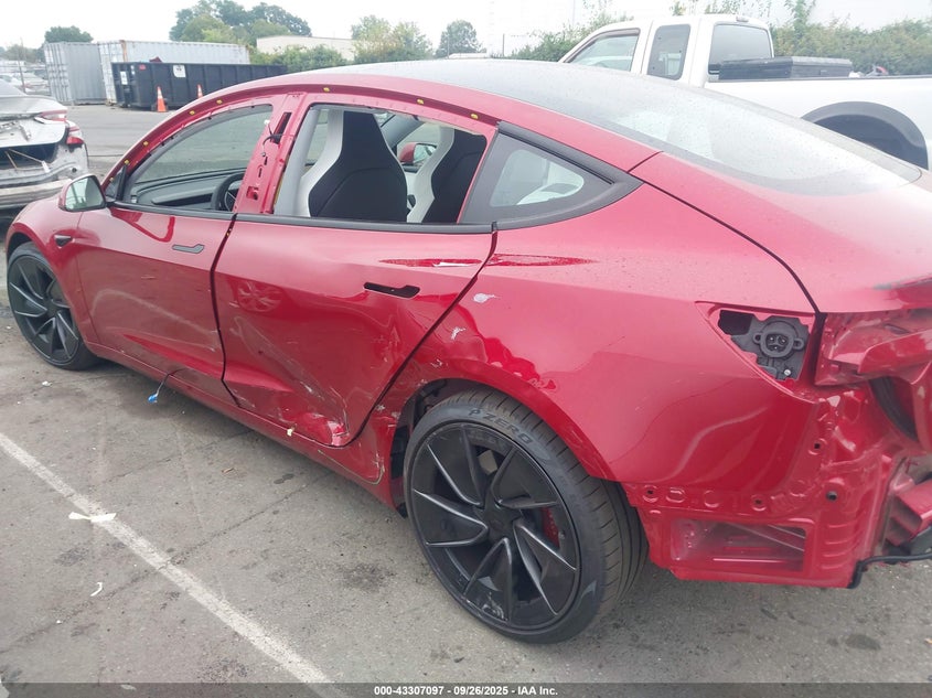 2024 Tesla Model 3 Performance All-Wheel Drive VIN: 5YJ3E1ET1RF882060 Lot: 43307097