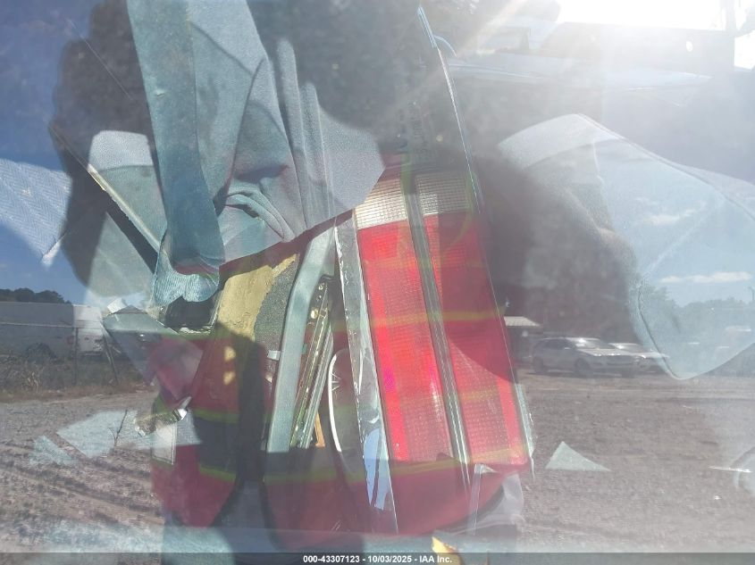 1993 Buick Park Avenue VIN: 1G4CW53L3P1642226 Lot: 43307123