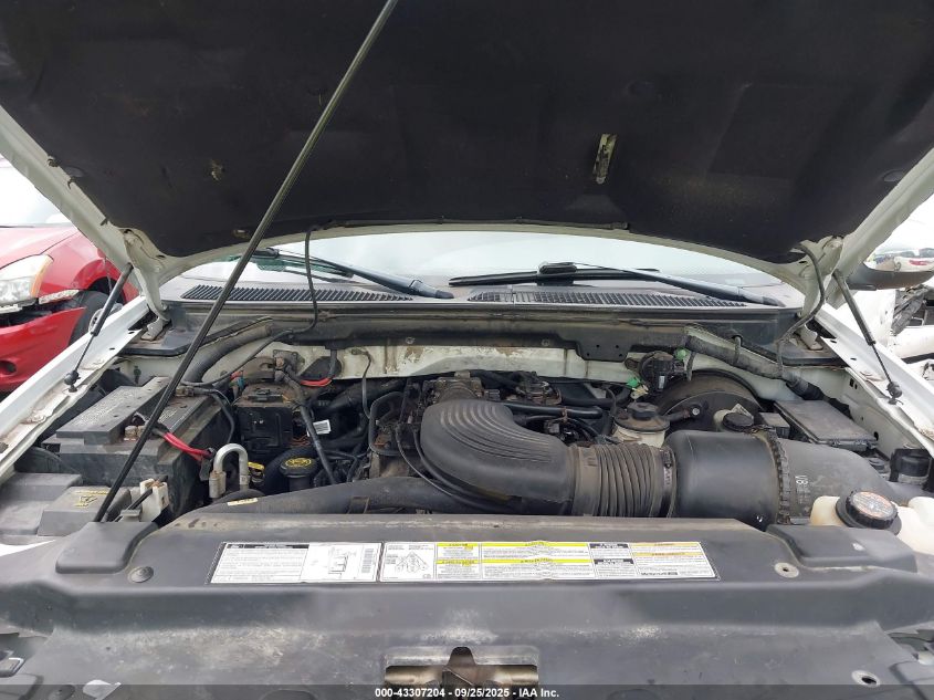 1999 Ford Expedition Eddie Bauer/Xlt VIN: 1FMPU18L4XLA61931 Lot: 43307204