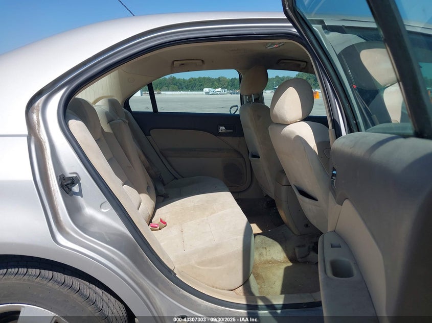 2007 Ford Fusion Se VIN: 3FAHP07Z57R230734 Lot: 43307303