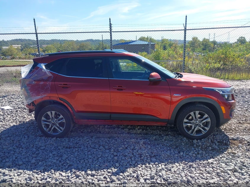 2021 KIA SELTOS S - KNDEUCAA3M7104076