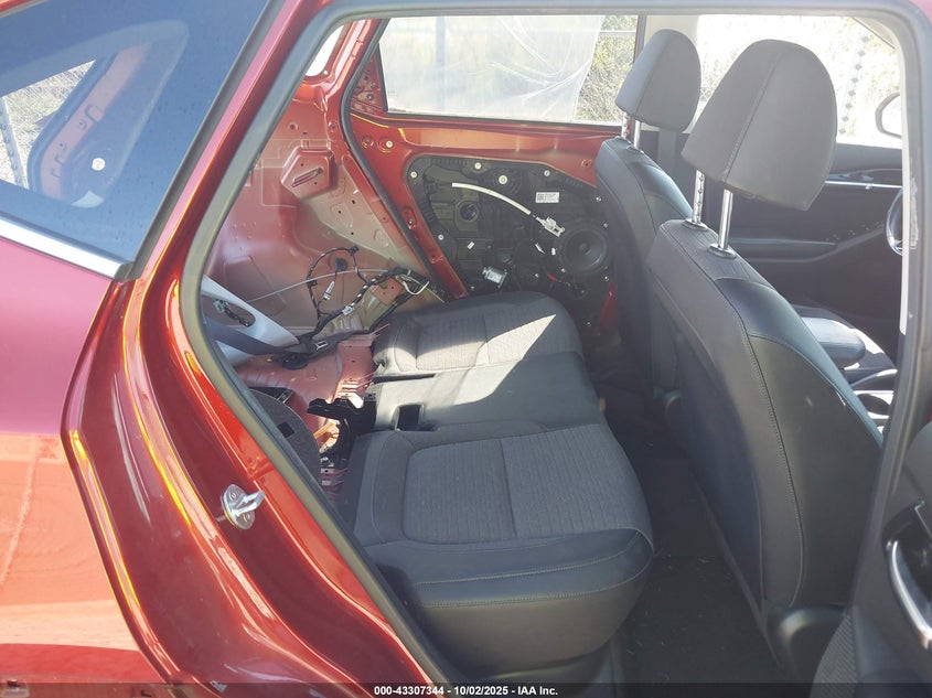 2021 KIA SELTOS S - KNDEUCAA3M7104076