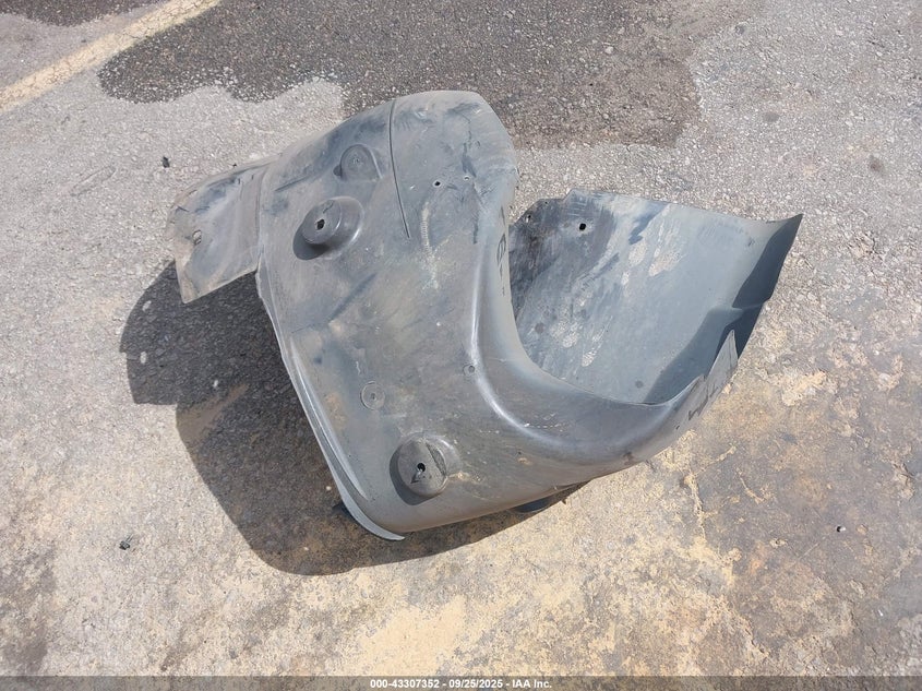 2013 CHEVROLET TAHOE LT - 1GNSCBE06DR357065