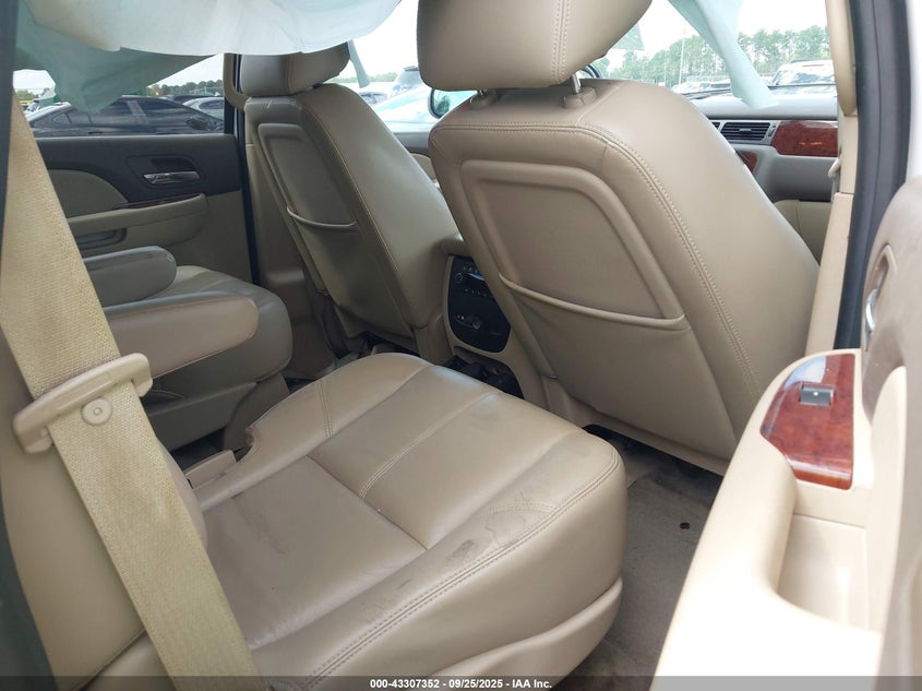 2013 CHEVROLET TAHOE LT - 1GNSCBE06DR357065