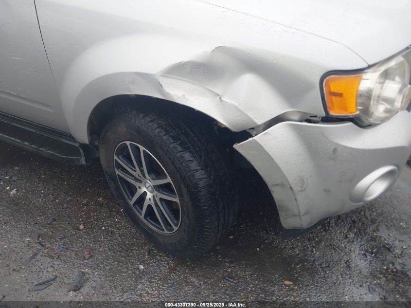 2009 Ford Escape Xlt VIN: 1FMCU93GX9KA82136 Lot: 43307390