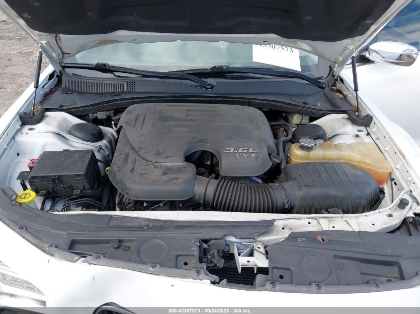 2016 Chrysler 300C VIN: 2C3CCAEG1GH190417 Lot: 43307573