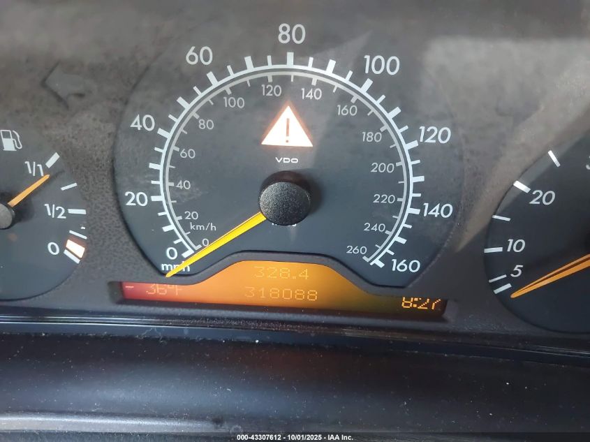 1999 Mercedes-Benz Clk 320 VIN: WDBLJ65G7XF061323 Lot: 43307612