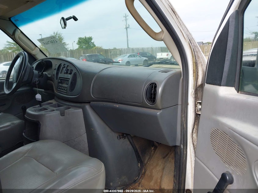 1FTNS24L73HC05806 2003 Ford E-250 Commercial/Recreational auction photo 1