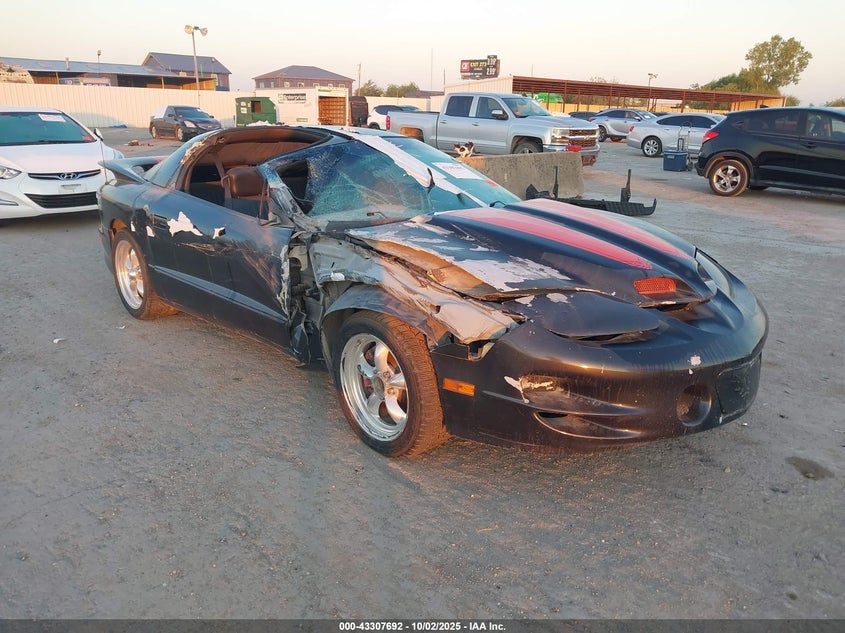 2G2FV22G412131387 2001 Pontiac Firebird Formula auction photo 1