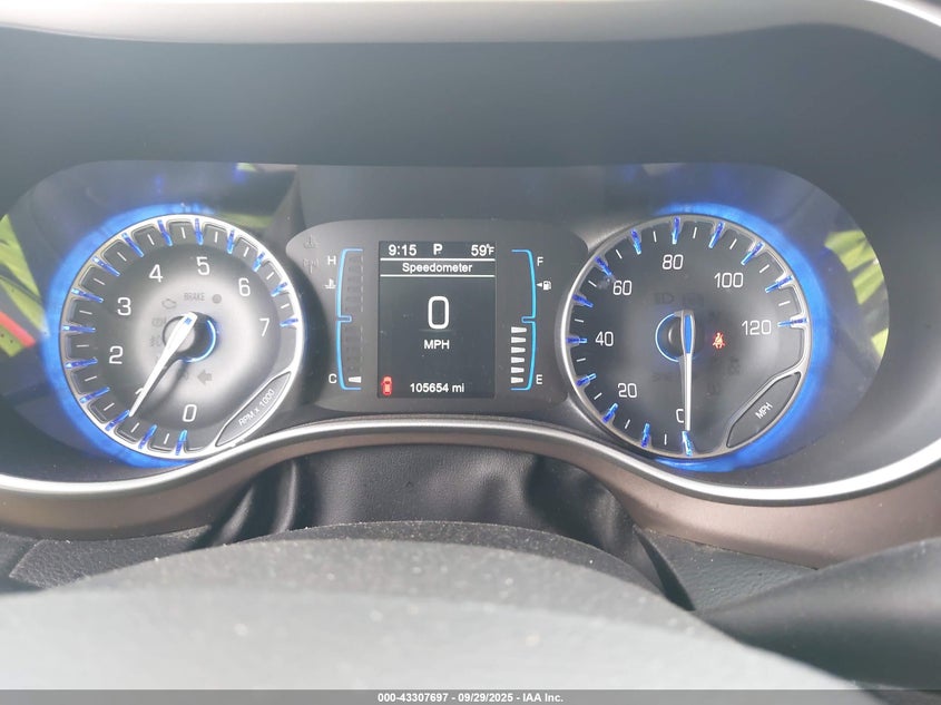 2017 Chrysler Pacifica Touring VIN: 2C4RC1DG8HR668271 Lot: 43307697