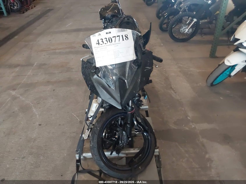 VIN ML5EXGG1XSDA38353 2025 KAWASAKI EX500