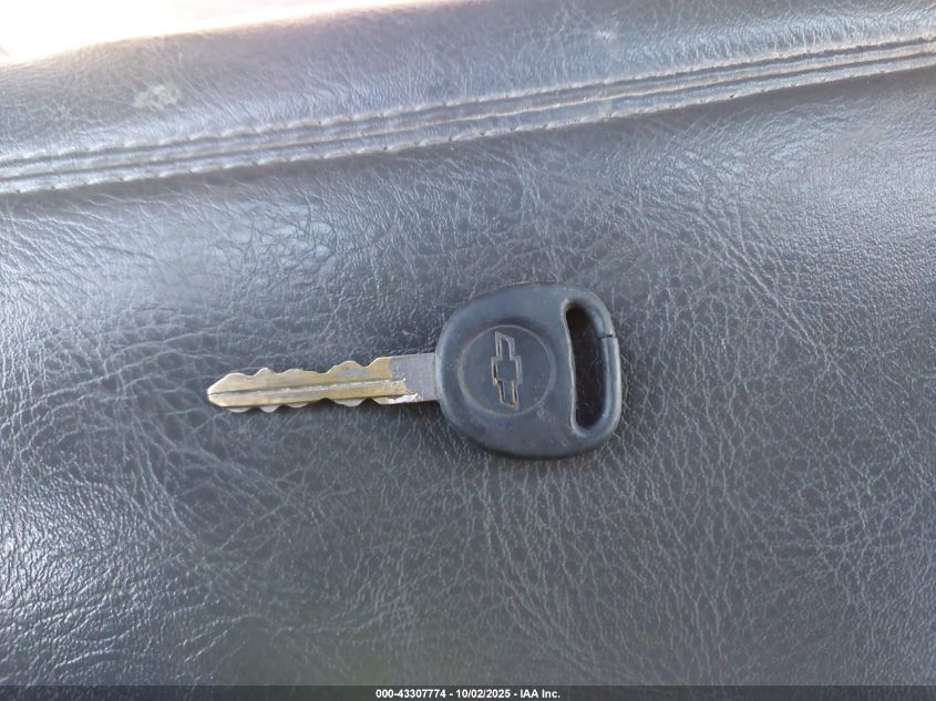 2005 Chevrolet Silverado 3500 Chassis Work Truck VIN: 1GBJC34U85E295051 Lot: 43307774