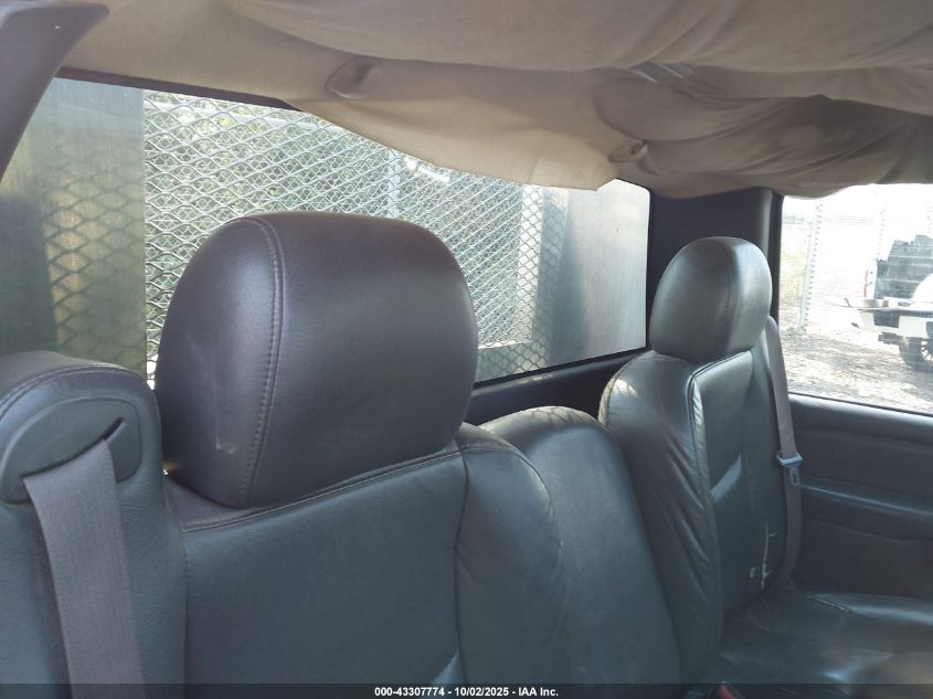 2005 Chevrolet Silverado 3500 Chassis Work Truck VIN: 1GBJC34U85E295051 Lot: 43307774