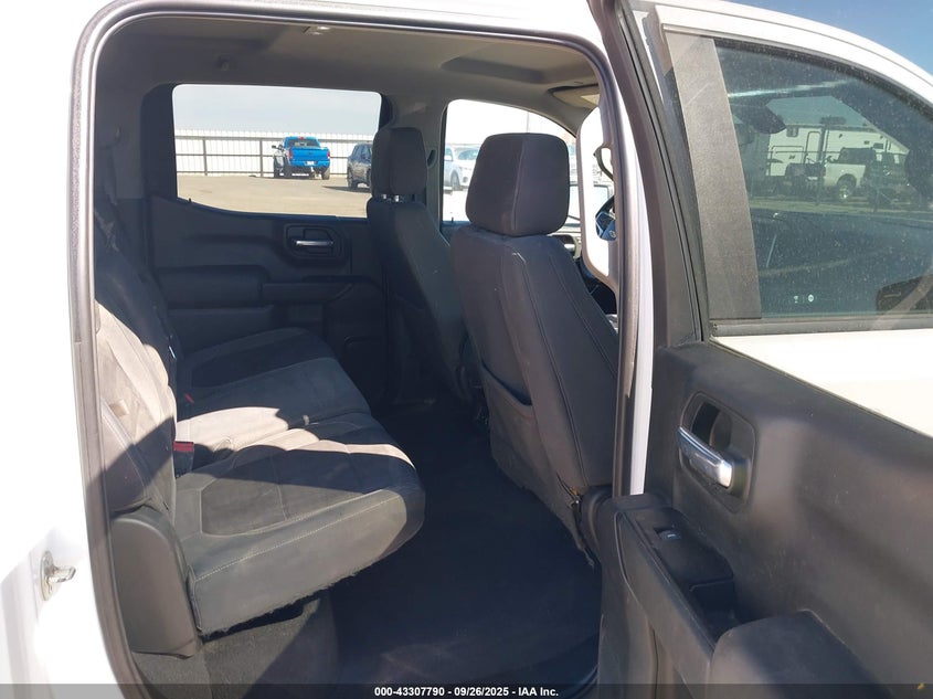 2019 CHEVROLET SILVERADO 1500 LT - 1GCUYDEDXKZ160933