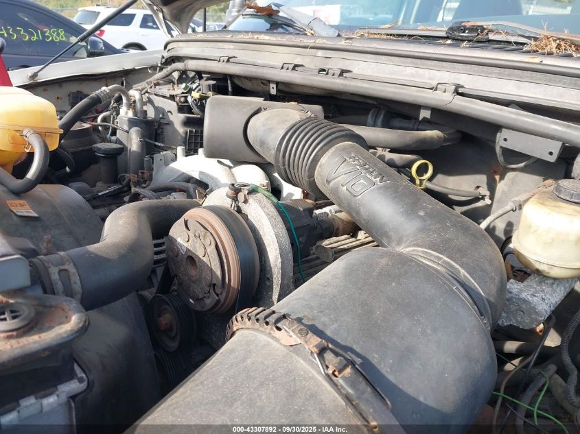 2002 Ford F-450 Xl/Xlt VIN: 1FDXF46S52ED01233 Lot: 43307892