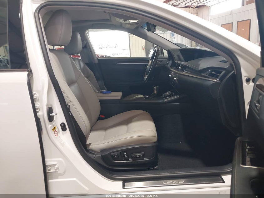 2016 LEXUS ES 350 JTHBK1GG4G2242976