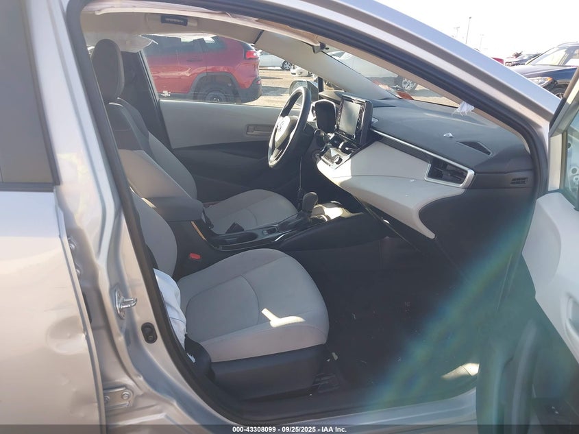 2022 TOYOTA COROLLA LE - 5YFEPMAEXNP339607