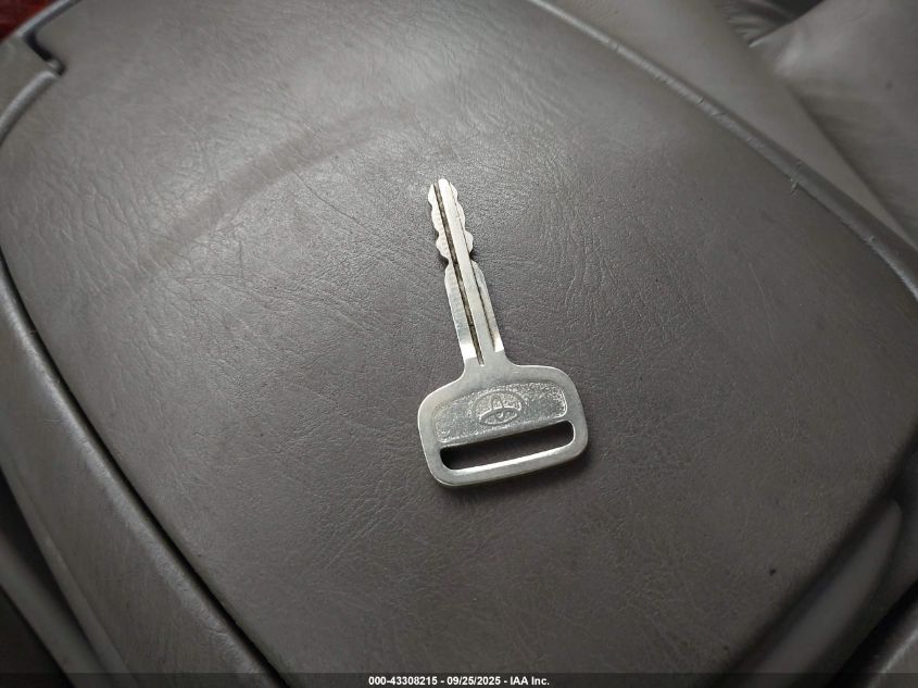 2006 Toyota Tundra Limited V8 VIN: 5TBDT48156S515989 Lot: 43308215