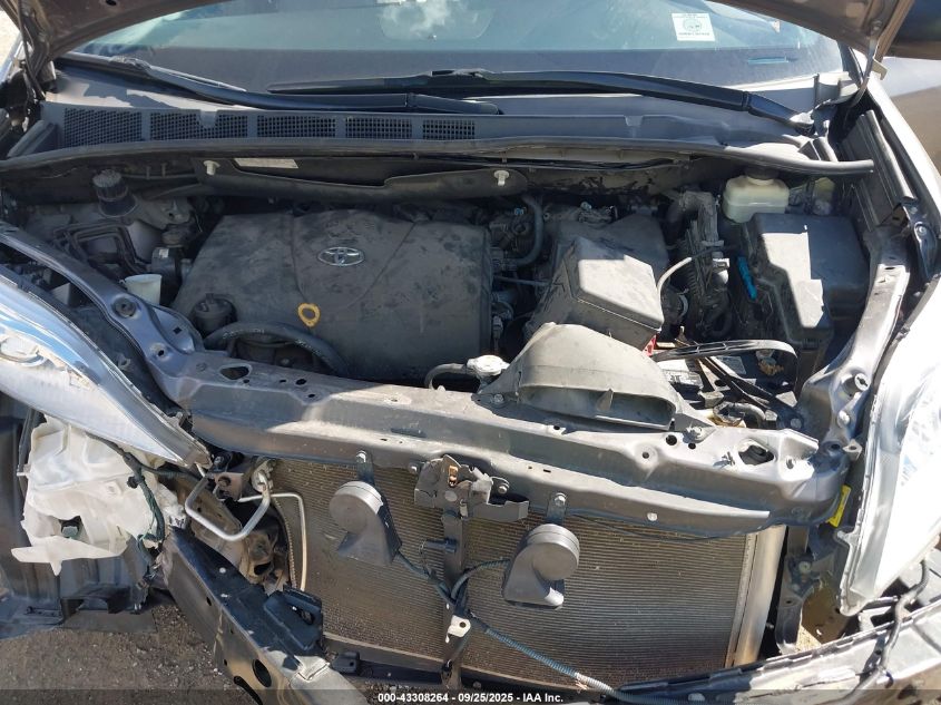 2017 Toyota Sienna Le 8 Passenger VIN: 5TDKZ3DC7HS768135 Lot: 43308264