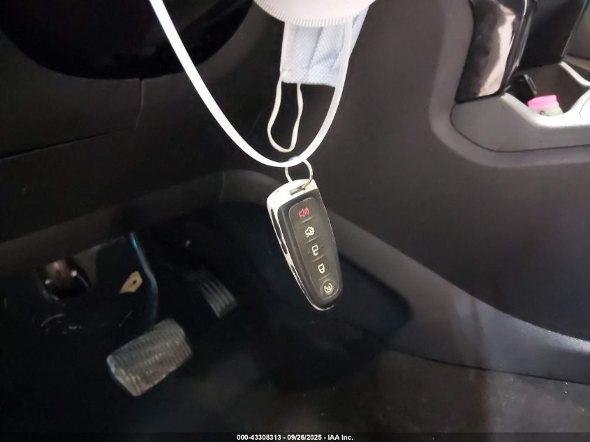 2017 Ford Escape Titanium VIN: 1FMCU9J90HUB75898 Lot: 43308313