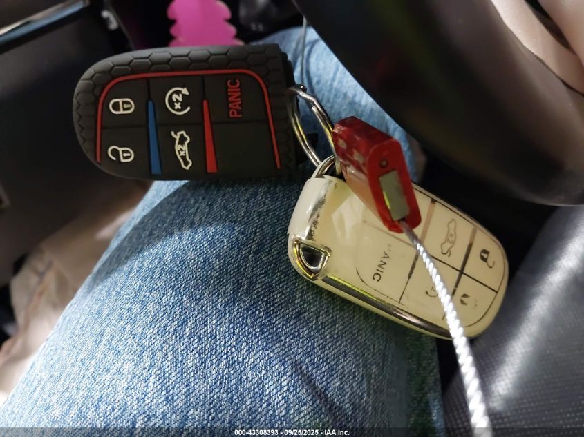 2017 Jeep Grand Cherokee Limited 4X4 VIN: 1C4RJFBG4HC861354 Lot: 43308393