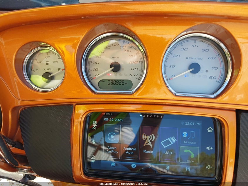 2015 HARLEY-DAVIDSON FLHXS STREET GLIDE SPECIAL - 1HD1KRM12FB672160