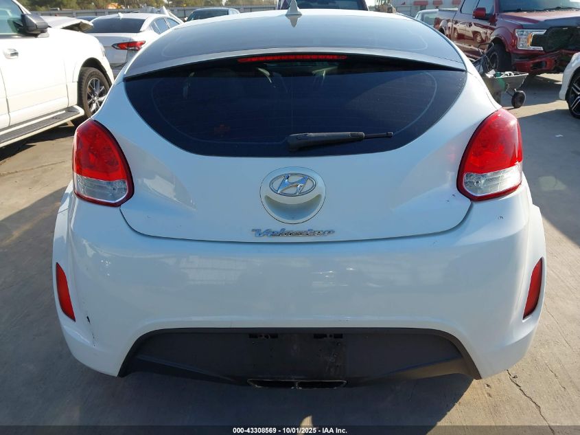 2013 Hyundai Veloster Base W/Gray VIN: KMHTC6AD3DU092515 Lot: 43308569
