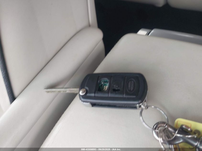 2008 Land Rover Range Rover Supercharged VIN: SALMF13408A268761 Lot: 43308593