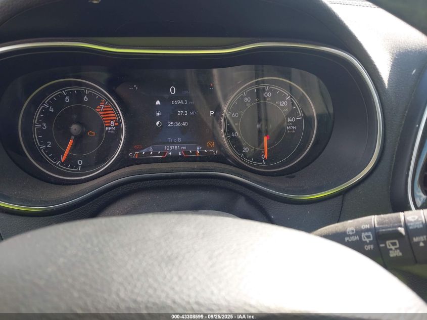 2019 Jeep Cherokee Limited 4X4 VIN: 1C4PJMDX3KD303554 Lot: 43308599