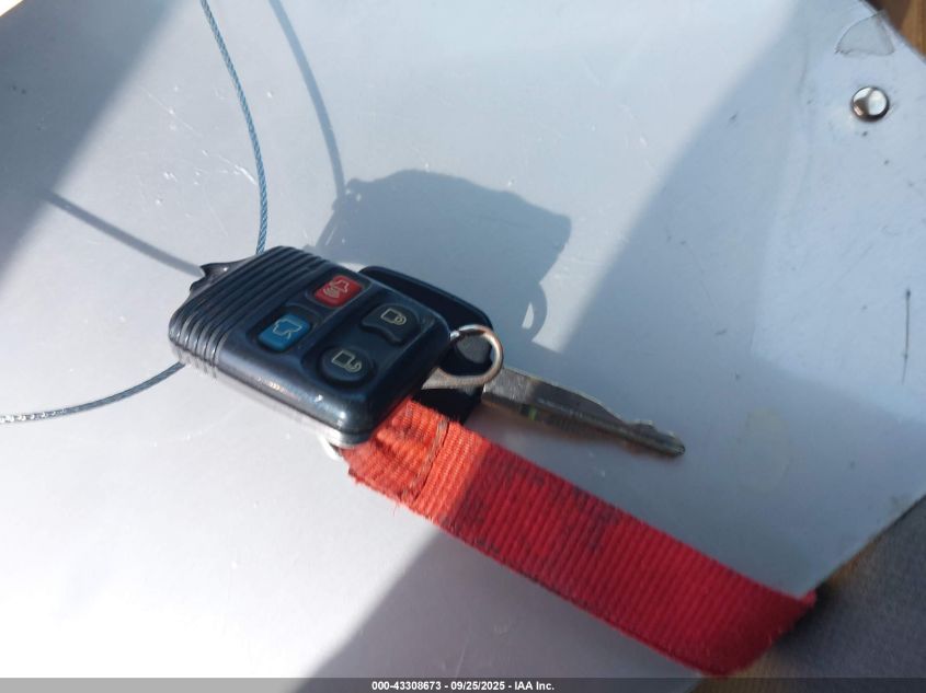 2005 Ford Focus Zx4 VIN: 1FAFP34N95W265653 Lot: 43308673