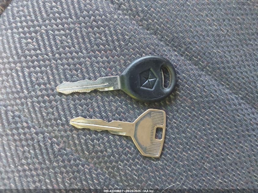 2000 Jeep Cherokee Classic VIN: 1J4FT58S8YL270750 Lot: 43308681