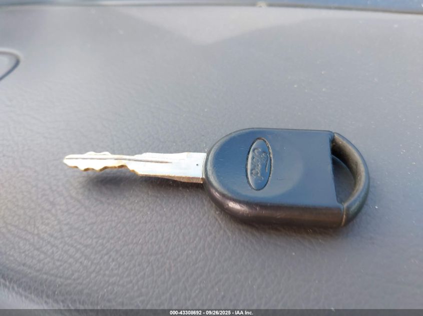 2008 Mercury Grand Marquis Ls VIN: 2MEHM75V18X611882 Lot: 43308692