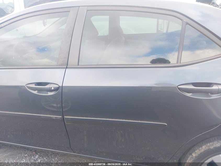 2016 TOYOTA COROLLA LE 5YFBURHEXGP373905