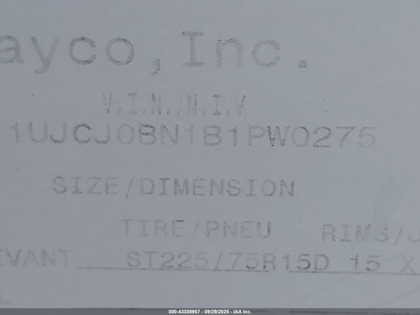 1UJCJ0BN1B1PW0275 2011   photo no. 9