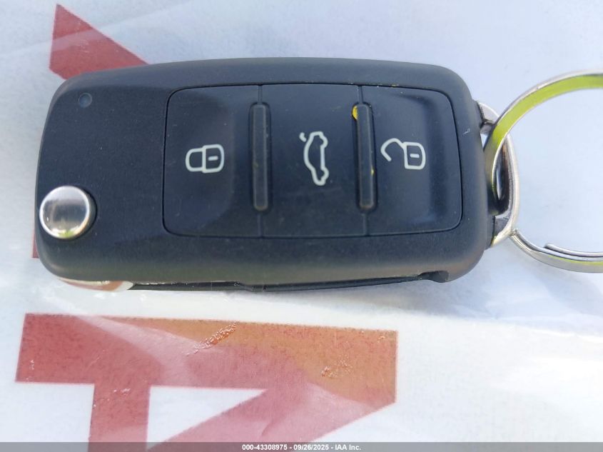 2016 Volkswagen Tiguan R-Line VIN: WVGBV7AX7GW611466 Lot: 43308975