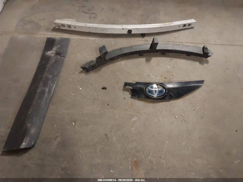 2022 Toyota Sienna Xle VIN: 5TDJRKECXNS097608 Lot: 43309014