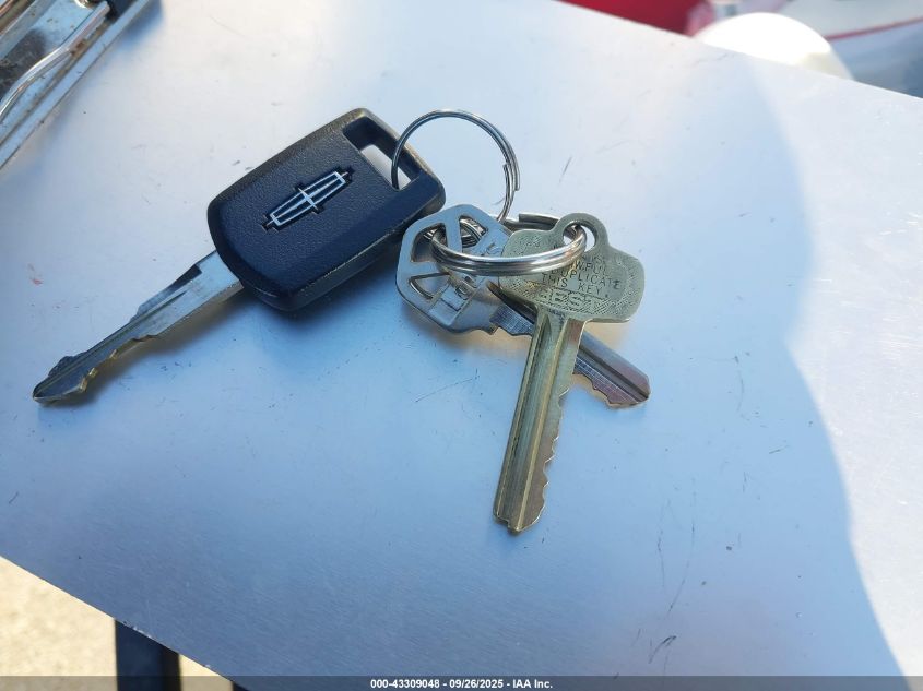 2007 Lincoln Town Car Designer Series VIN: 1LNHM83V17Y636463 Lot: 43309048