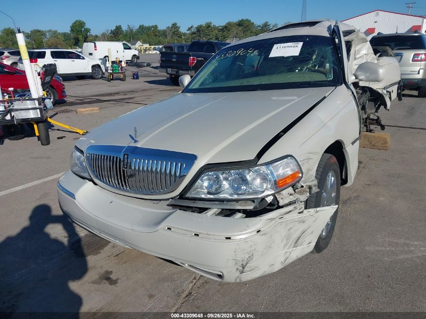2007 Lincoln Town Car Designer Series VIN: 1LNHM83V17Y636463 Lot: 43309048