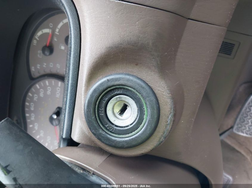 2004 Toyota Sequoia Limited V8 VIN: 5TDBT48A44S212861 Lot: 43309051