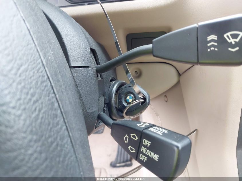 1998 BMW Z3 2.8 VIN: 4USCJ3334WLC15189 Lot: 43309126