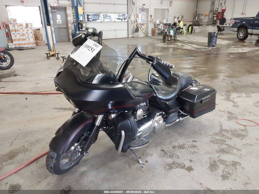 1HD1KHM16DB672170 2013 HARLEY-DAVIDSON ROAD GLIDE photo no. 2