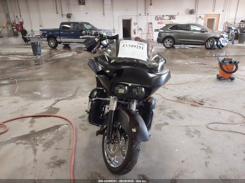 1HD1KHM16DB672170 2013 HARLEY-DAVIDSON ROAD GLIDE photo no. 5