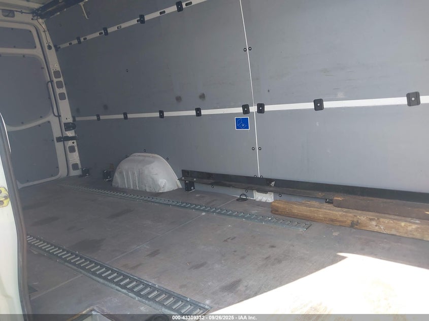 2015 Mercedes-Benz Sprinter 2500 High Roof VIN: WD3PE8DB7FP131737 Lot: 43309332