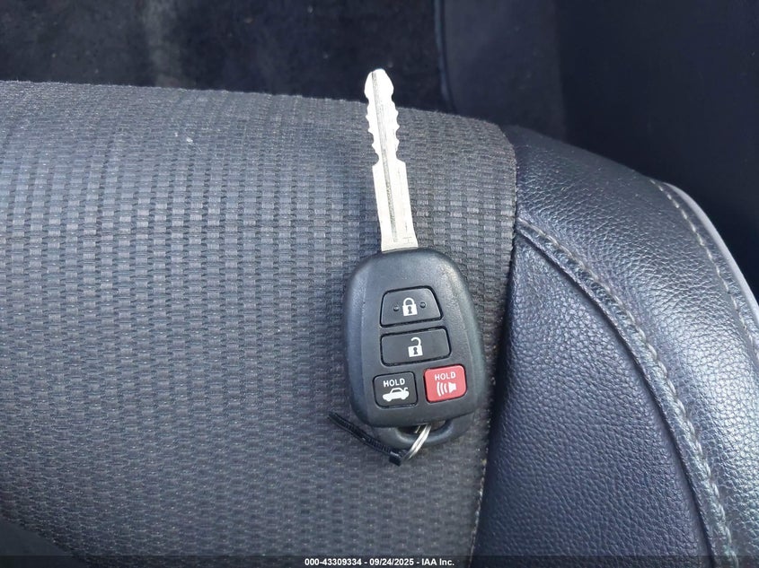 2016 Toyota Corolla S Plus VIN: 2T1BURHE8GC517578 Lot: 43309334